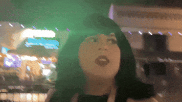 I Am No GIF