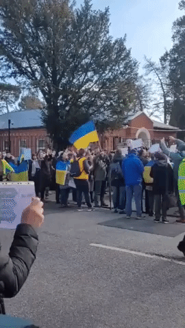 'Go Home!' Ukraine Protesters Surround Car at Russian Embassy in Dublin