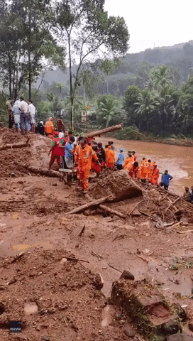 Heavy Rainfall Triggers Landslides in India's Kerala State