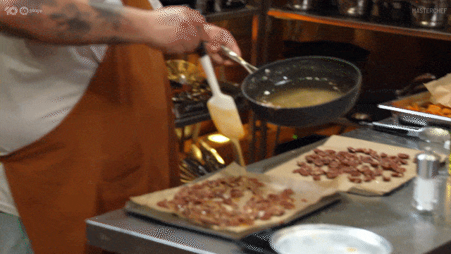 Dessert Decorate GIF by MasterChefAU