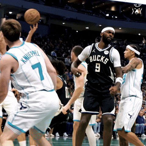 Flex Muscles GIF by Milwaukee Bucks