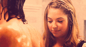 looking pretty little liars GIF