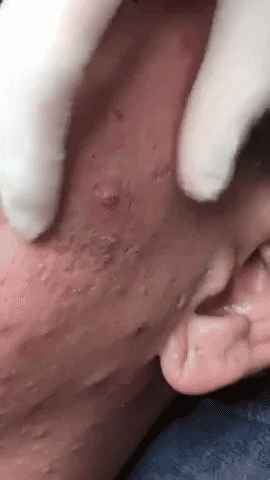 nguynnhid8063c93e179405bbee458ae333afbc1 giphyupload ring spa nan mun nanmun GIF