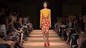 liu wen GIF