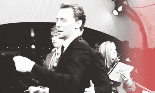 tom hiddleston GIF