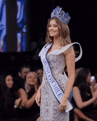 Ignacia Fernández GIF