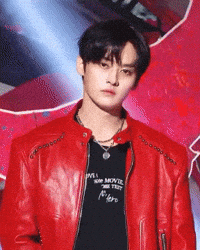 Lee Know GIF