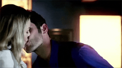 Annabellakisses GIF