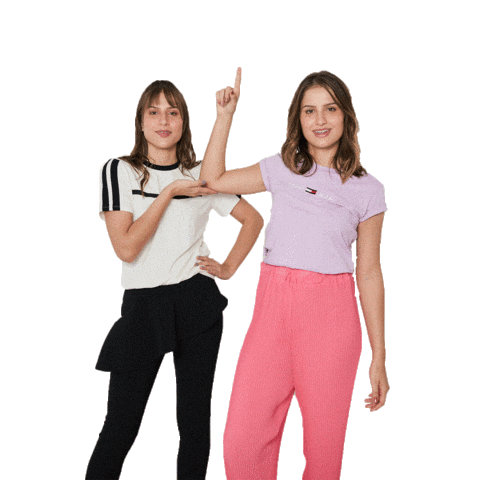 Julia Arraste Sticker by Universal Music Brasil