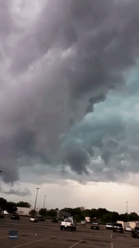 Spooky Cloud Formation Filmed as Severe Weather Hits Michigan