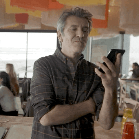 Happy Virgile GIF by Un si grand soleil