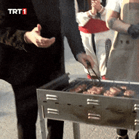 Lunch Cooking GIF by TRT