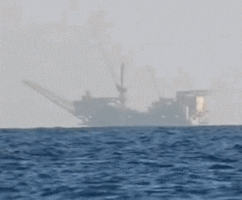 Earthisconcave giphyupload zoom in on the ship GIF