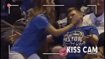 internationalkissingday GIF by Memphis Grizzlies 