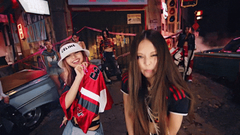 Rose Lisa GIF by BLACKPINK