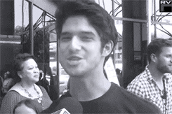 tyler posey hunts GIF