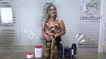 Isabel Help GIF by Clorofitum Cosméticos
