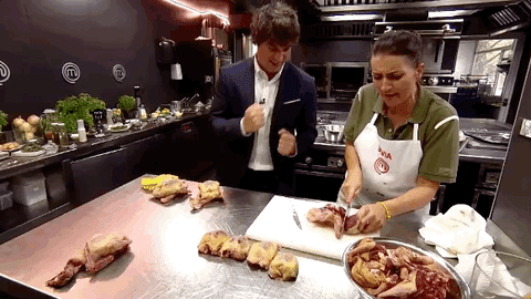 celebrity cocina GIF by MasterChef España