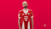 Fc Bayern Kiss GIF by Bundesliga