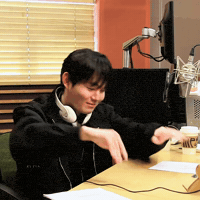 류경수 GIF