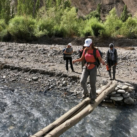ROAMFamilyTravel giphygifmaker roam family travel adventure GIF
