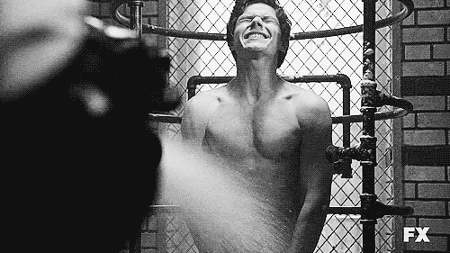 evan peters GIF
