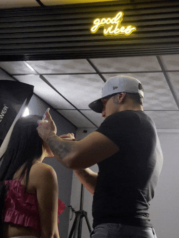 giphy.gif
