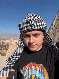 poligonbotu what wtf man looking GIF