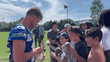 kingkaps7 giphyupload kingkaps7 seahawks starting quarterback sam darnold GIF