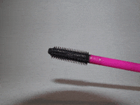 mascara GIF
