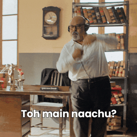Saurabh Shukla Dance GIF by JollyLLB3