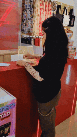 GIF