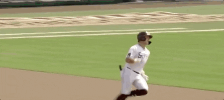 Notre Dame Baseball GIF by NCAA Championships