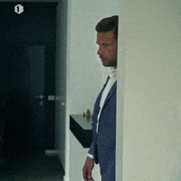 Wall Waiting GIF by vrt