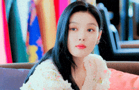Kim Yoo Jung Mi Demonio GIF