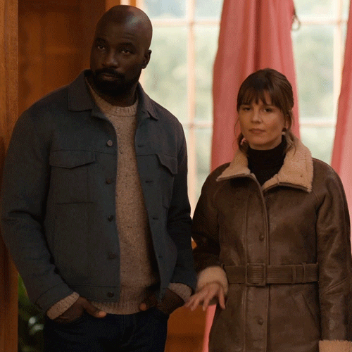 Look Over There Season 3 GIF by Paramount+