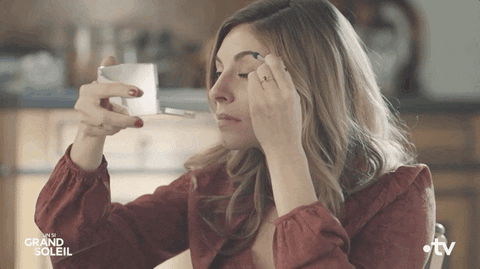 Make Up Morning GIF by Un si grand soleil