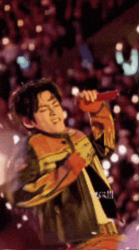 Kim Taehyung Dancing GIF