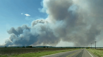 Smoke Fills Sky in Central Texas as Fire Prompts Evacuations
