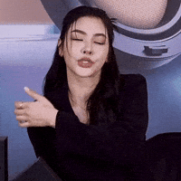 Faye Peraya GIF