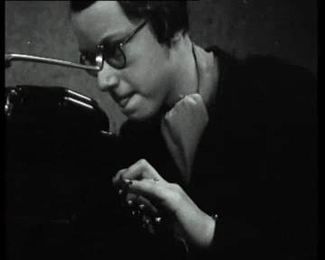 Focus Typing GIF by Beeld en Geluid