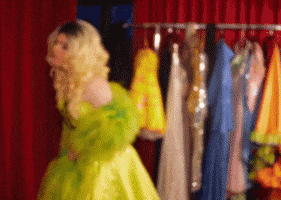 Rose Diva GIF by TAG24