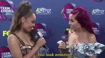 You Look Amazing Red Carpet GIF by FOX Teen Choice