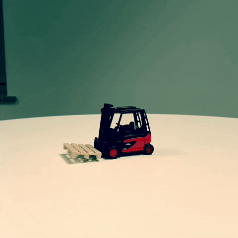 HofmannLinde giphyupload silvester konfetti stapler GIF