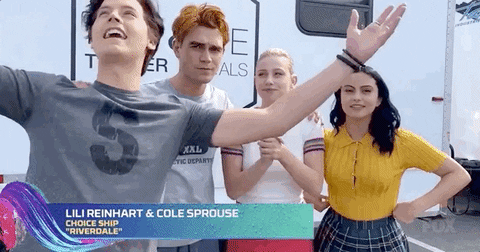 teen-choice giphyupload teen choice awards cole sprouse teen choice awards 2019 GIF