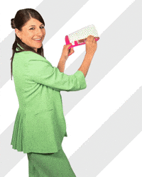 Manon Busschaert GIF by Immo Francois