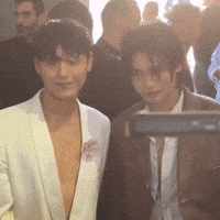 Fashion Win GIF