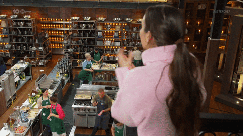 Clap Mal GIF by MasterChefAU
