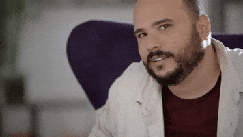 O Que Desconfiado GIF by Porta Dos Fundos