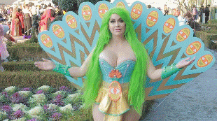 he-man cosplay GIF